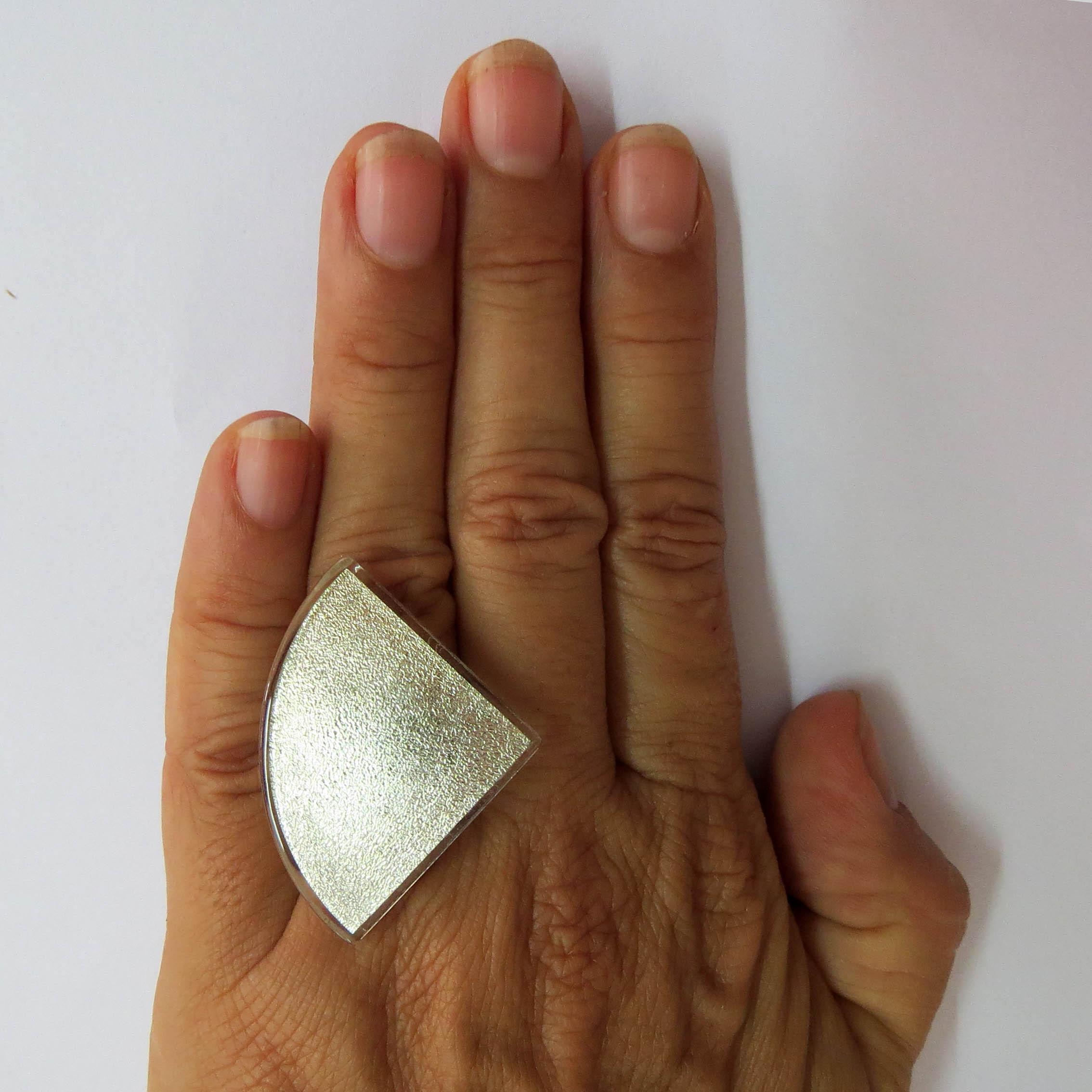 Large Quarter Circle ring, white gold-in-glass, 2.9 cm (Q3Rw), all our rings have an adjustable fitting which can get adapted to every finger. We still have a choice of pieces in silver and white gold-in-glass.