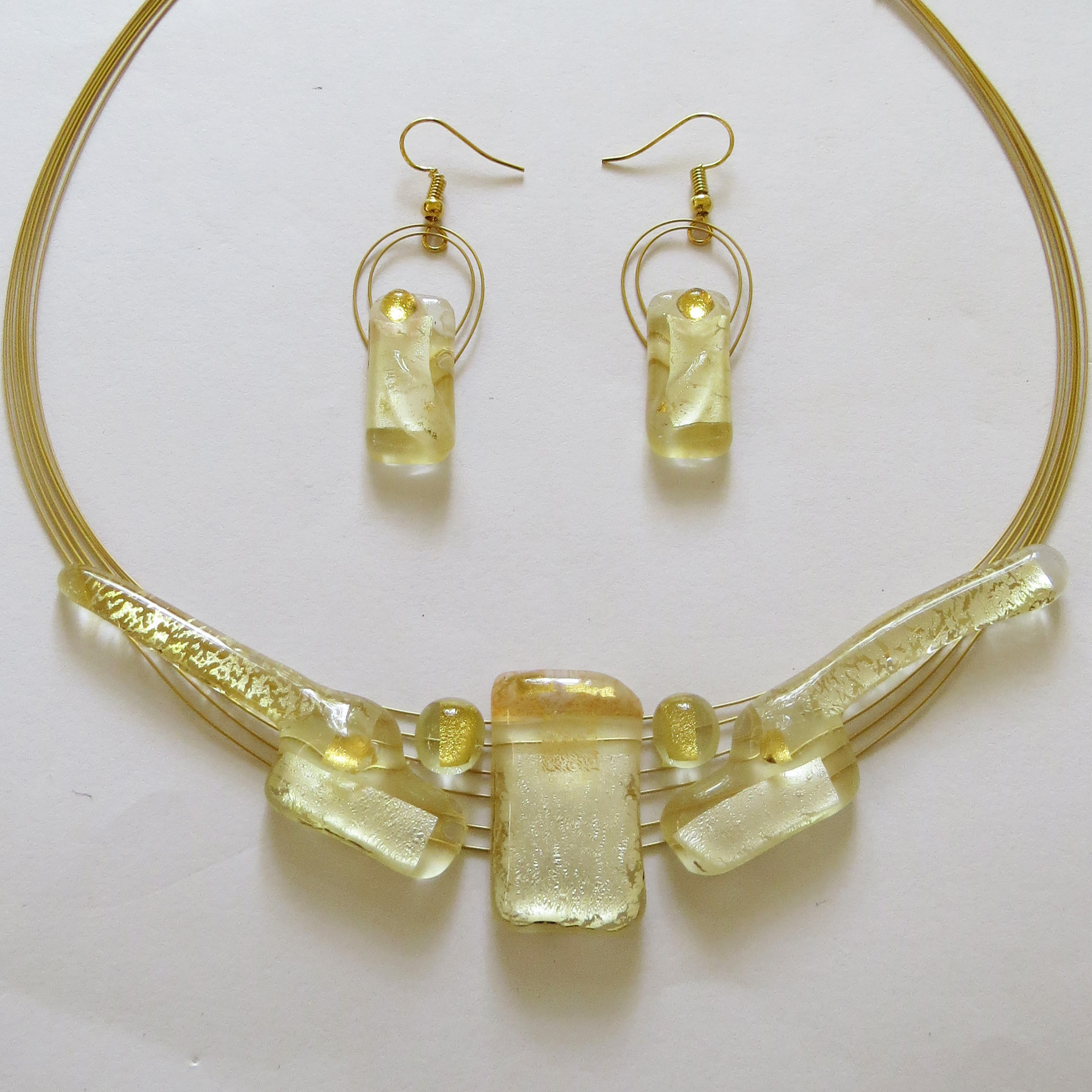 Extravagant silver Creation set (KS3Csi m), single piece with earrings. We have a large variety of completely different models to select from.