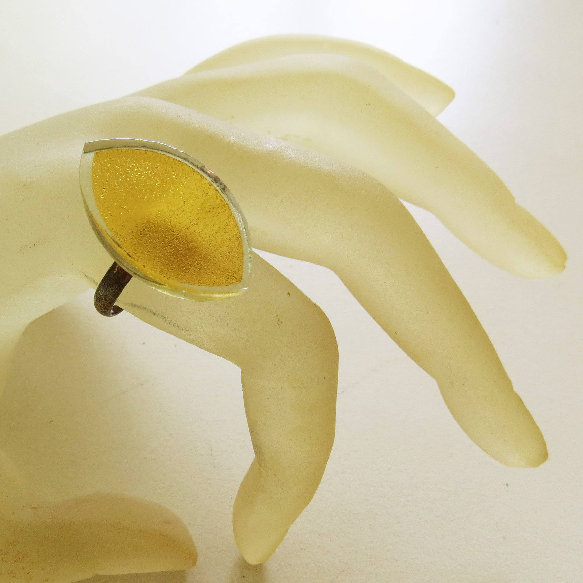 Oval ring (O3R) 2.4 x 1.4cm